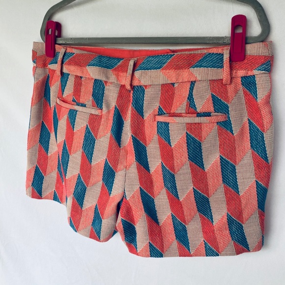 Loft Pattern Textured Riviera Shorts - Picture 6 of 6